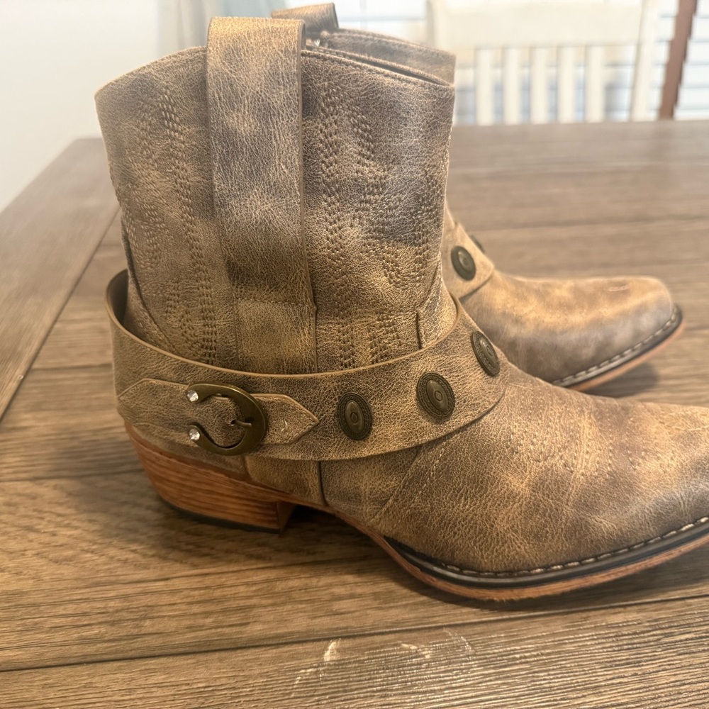 Miz Mooz Tan Leather Sole Boots